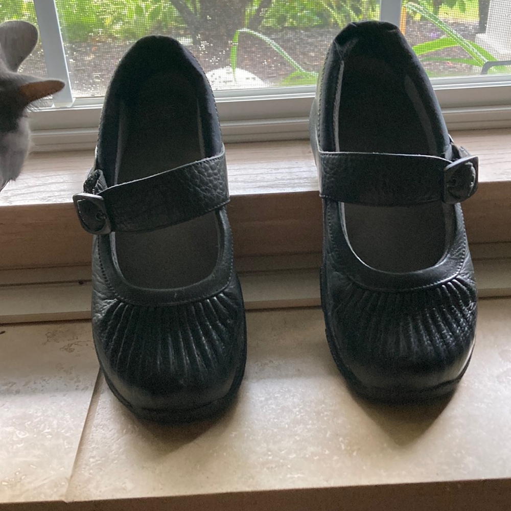 Great condition as u can see for used very comfortable I